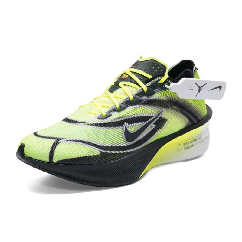 Nike Men's Sports Shoes Zoomx  - огляд і ціна Men'S Shoes In Next