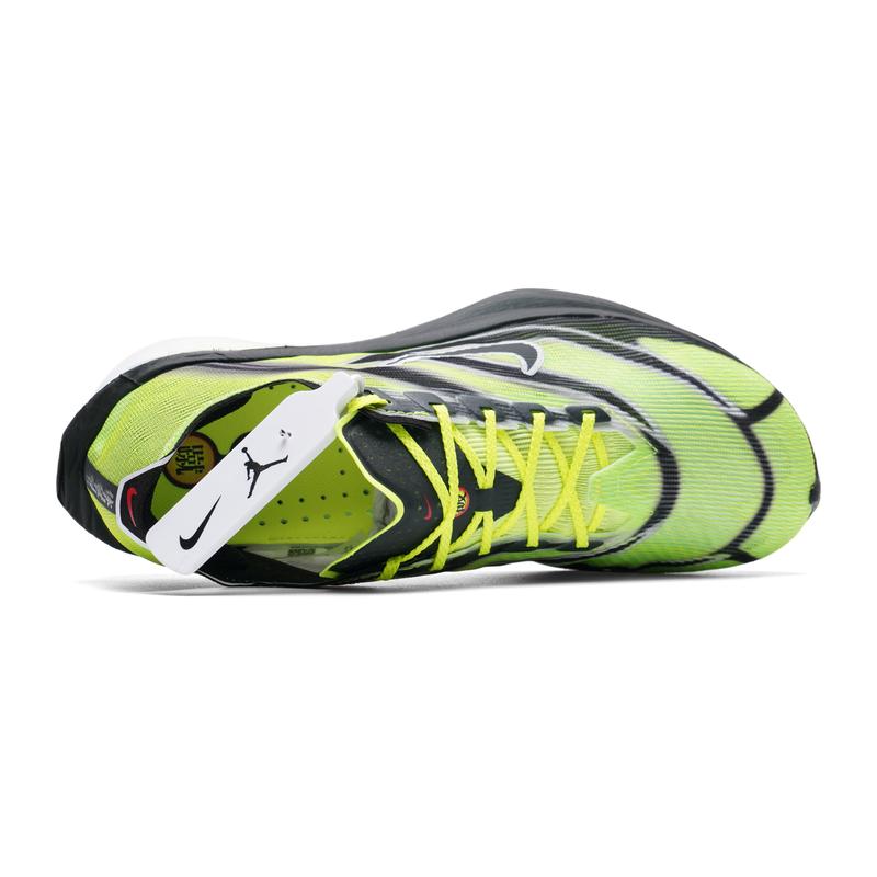 Nike Men's Sports Shoes Zoomx  - огляд і ціна Men'S Shoes In Next